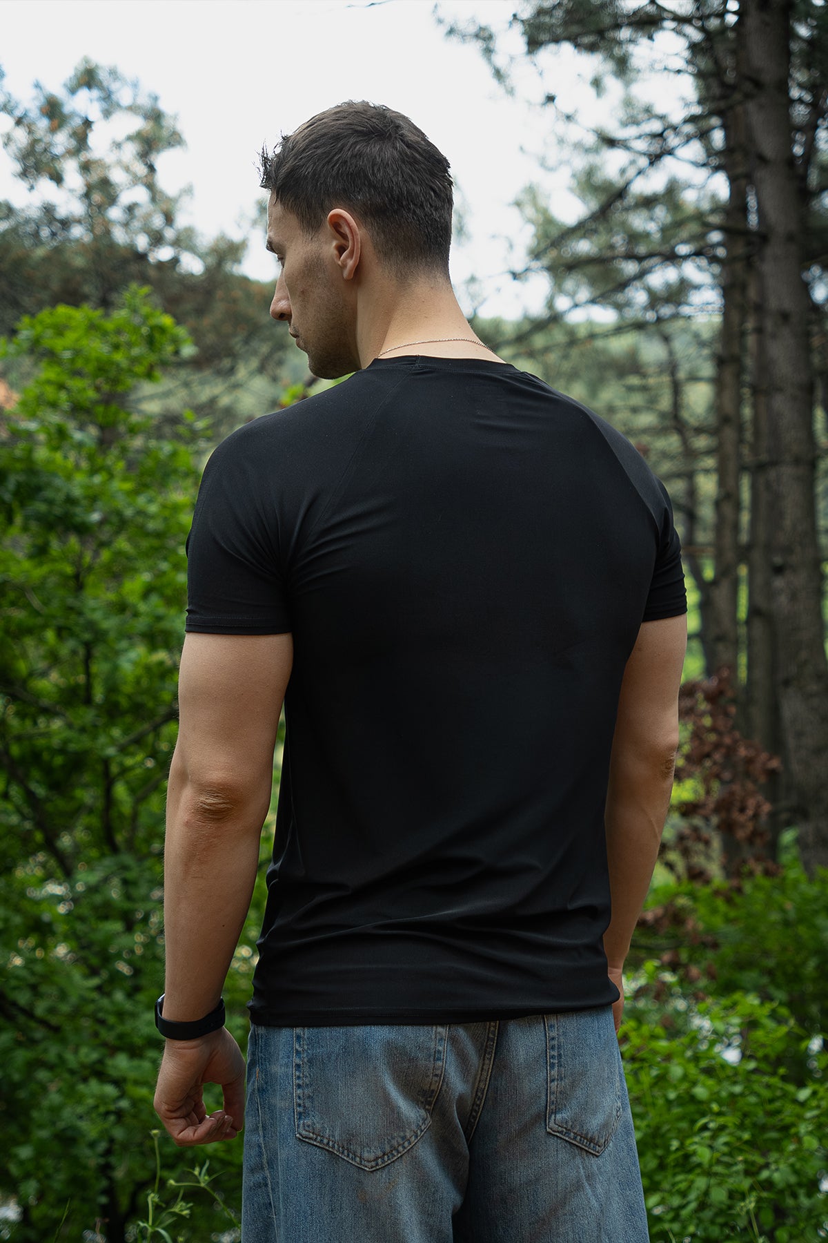 Basic T-Shirt — Black