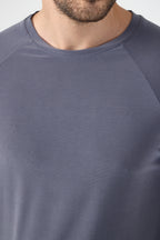 Alvornwear Reglan Kol Tişört — Gri, reglan kol dikiş detayı