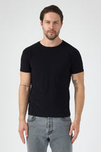 Alvornwear Basic T-Shirt — Siyah, düz ön görünüm