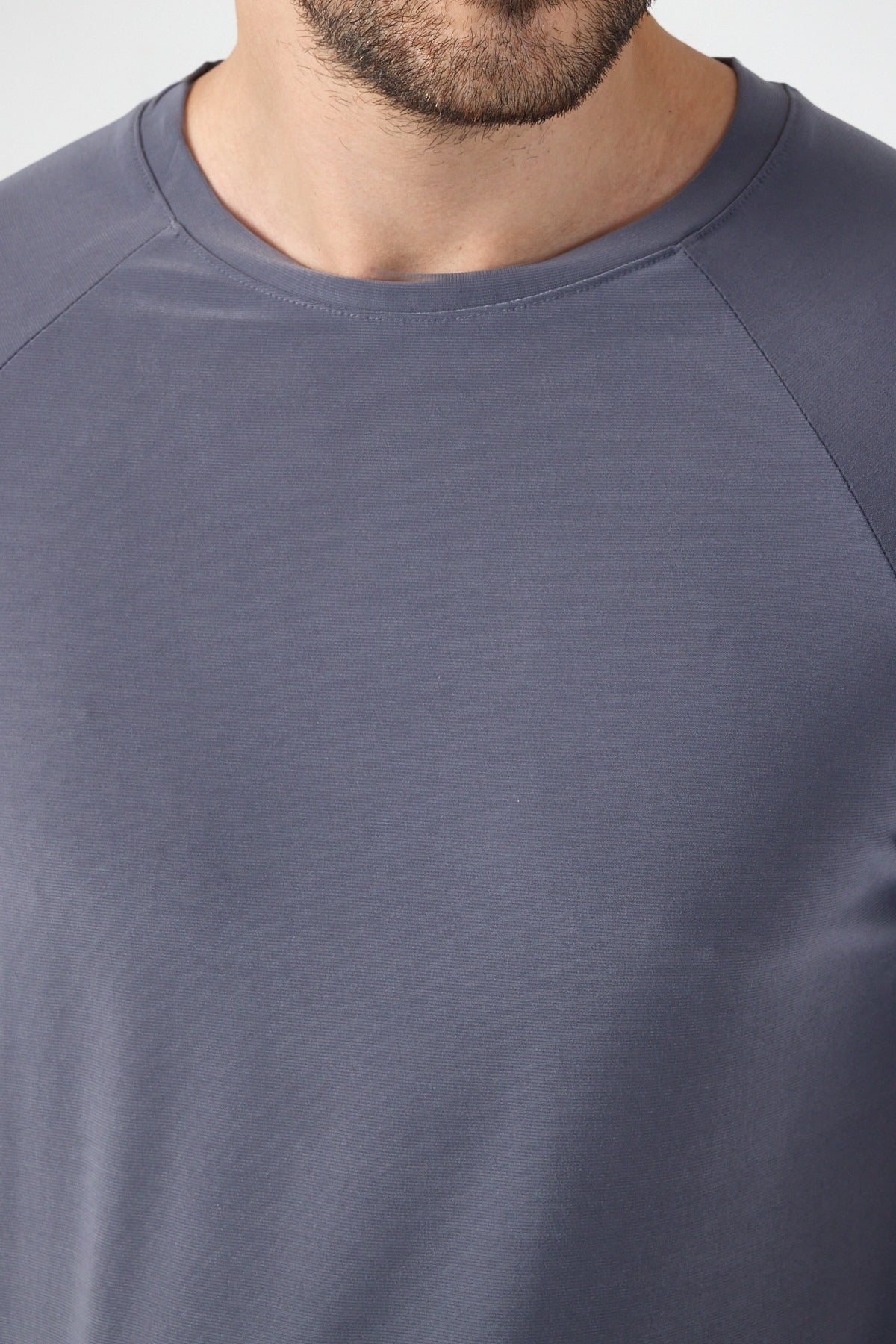 Alvornwear Reglan Kol Tişört — Gri, reglan kol dikiş detayı