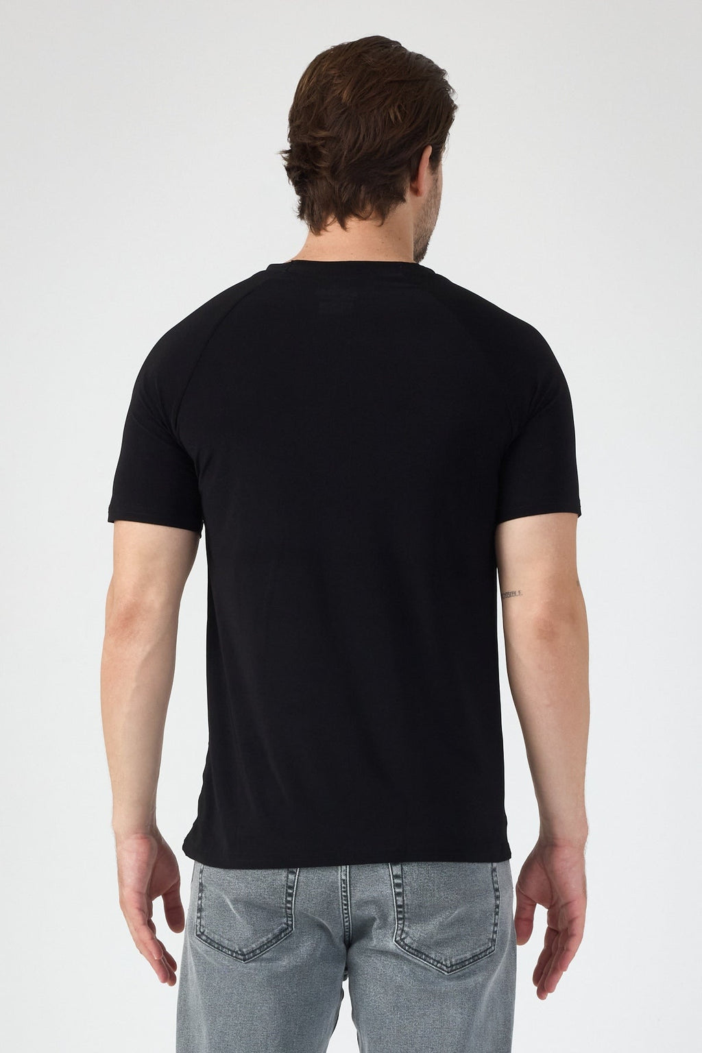 Alvornwear Reglan Kol Tişört — Siyah, arka